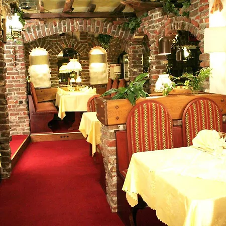 Restaurant Cristal Hotell 3*