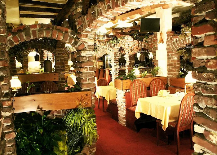 Hotel Restaurant Cristal 3*